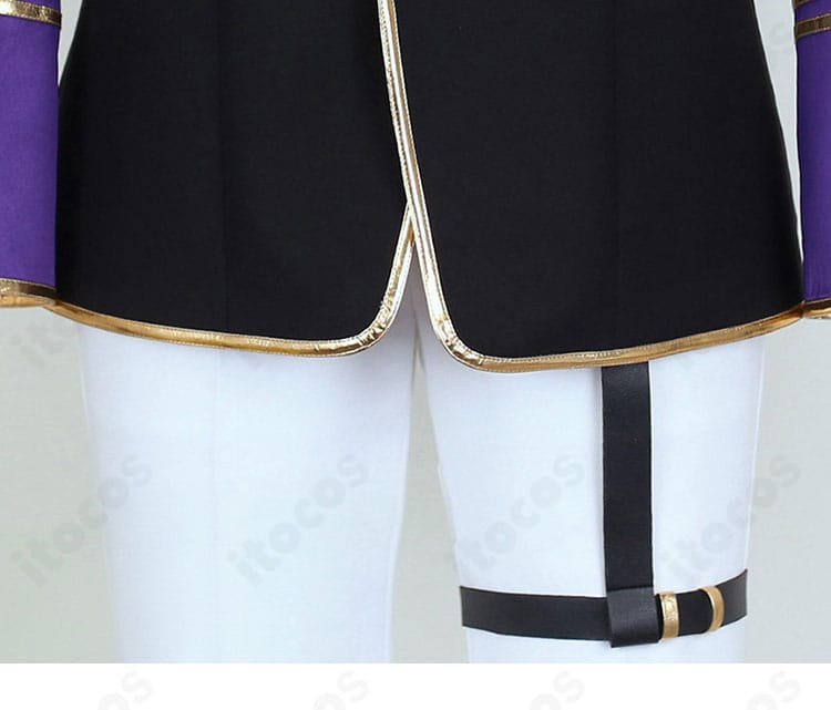 裾（ヘムライン）の装飾とパイピングのディテール。ヘムのカーブと配色で全体の統一感を演出