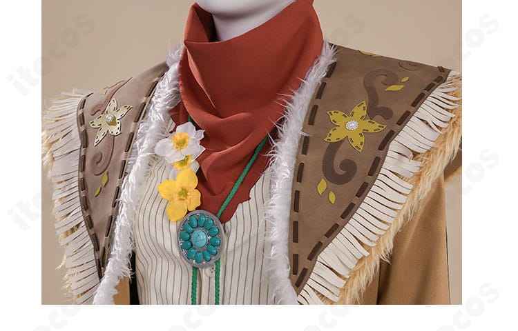 襟元・ネックレス・マフラーの装飾ディテール。レイヤー感とアクセント配置を示す近接画像。