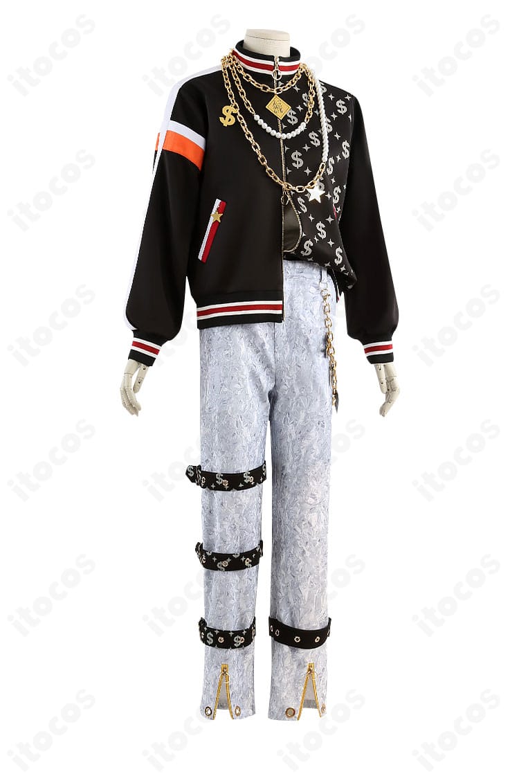 ステージ衣装の右側面。袖口とサイドライン、コートのハリと落ち感のバランスを確認できる画像