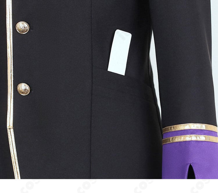 コートポケット周りのディテール（フラップと縫製）