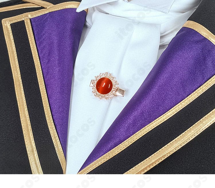 衣領のステッチと形状ディテール（端正な衿の立ち上がり）