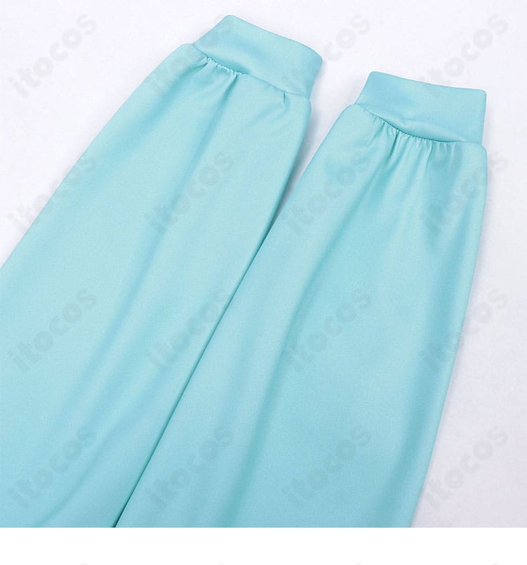 ITOCOS ブルーパーカーの袖口ディテール（リブ仕様とステッチ）