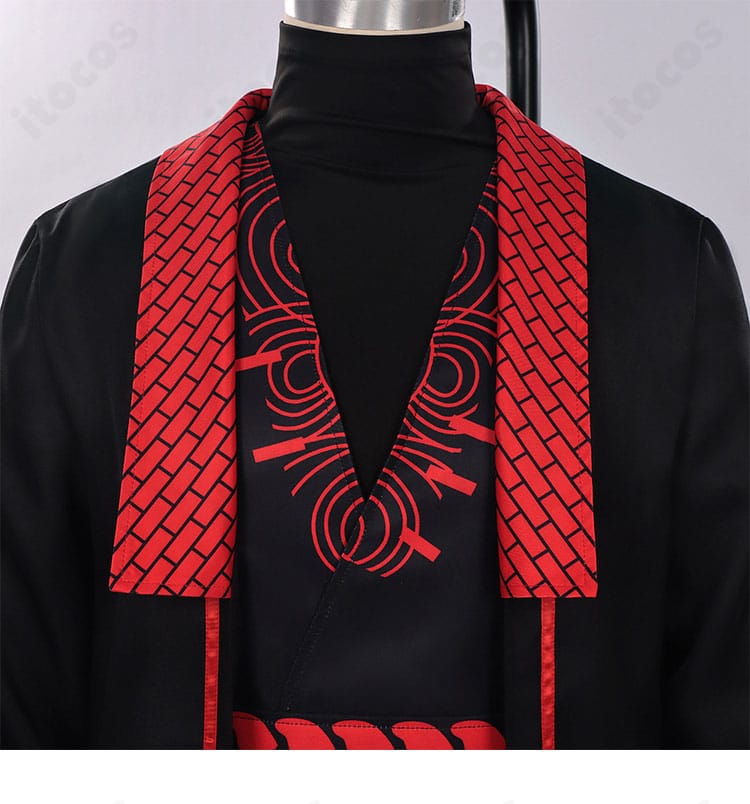 ジア・チォウ衣装 衣領（カラー）装飾の近接ディテール