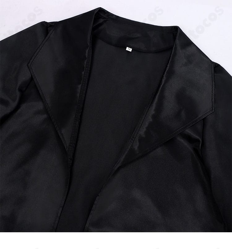 ジア・チォウ外套（コート）襟元の立体的な縫製ディテール