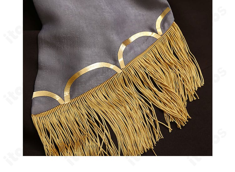 ロイヤルフラッシュ衣装 タッセル装飾の質感と揺れ感がわかるアップ