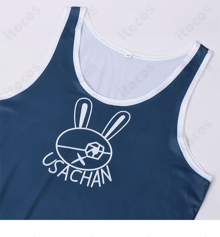 上衣タンクトップとベスト風装飾のディテール。縫製と生地のハリ感が伝わる近接ショット。