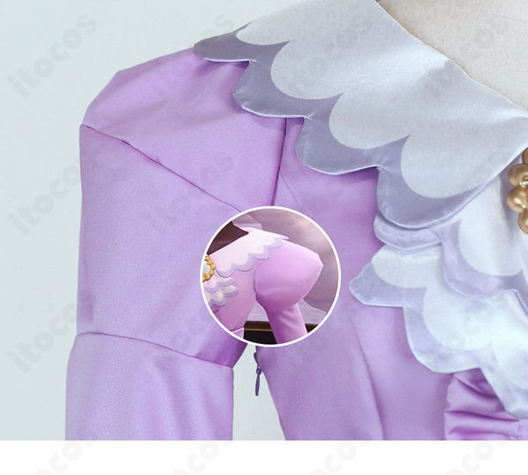 肩・袖の装飾ディテール。袖山の立体感とトリムの縫製を確認できるカット