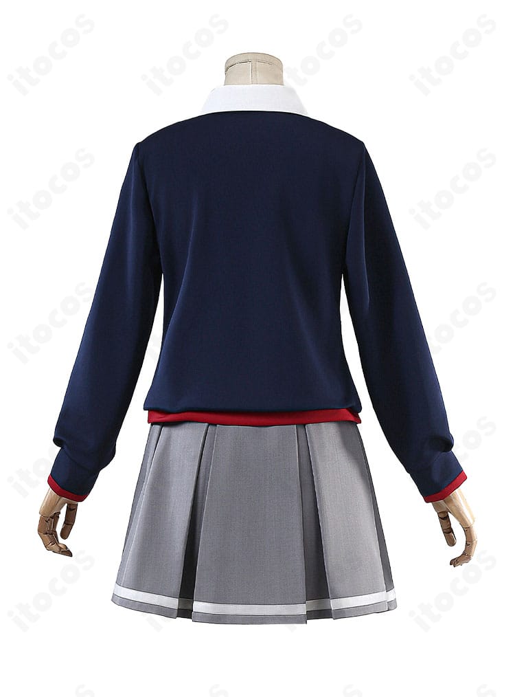 沙条綾香 学園制服コスプレの後ろ開き仕様が見える背面ビュー