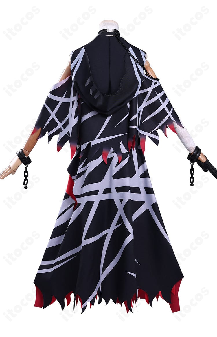 紫藤アリサ衣装の背面全体。背中のラインとマント風シルエットの広がりを確認できる