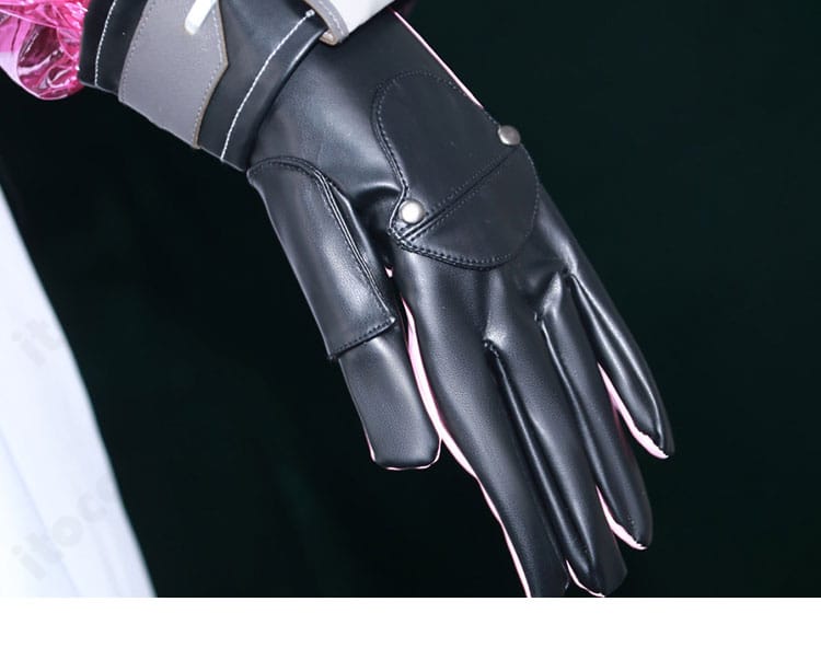 手袋の装飾ディテール。甲部パーツとステッチラインの質感表現。