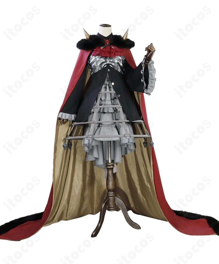 井芹仁菜RPG風コスプレ衣装の正面全体。マントとロングコート、ワンピースのシルエット