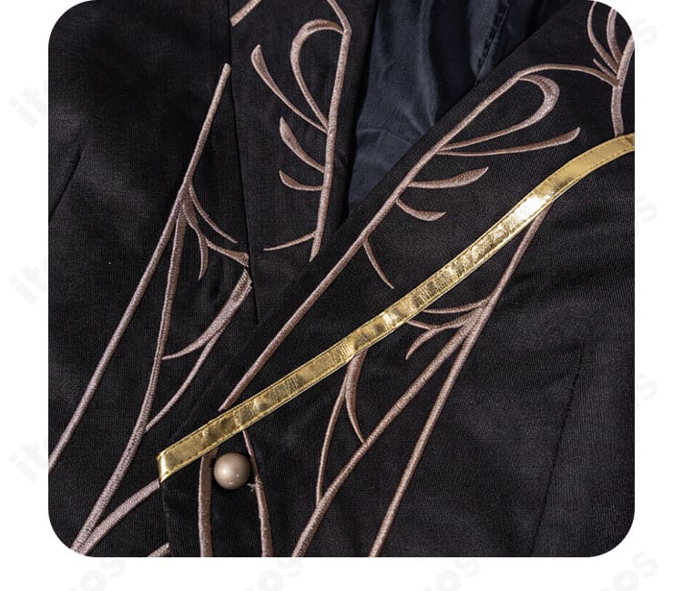 天馬司 衣装のインナーベスト装飾。胸元の意匠と生地切替のディテールが分かる。