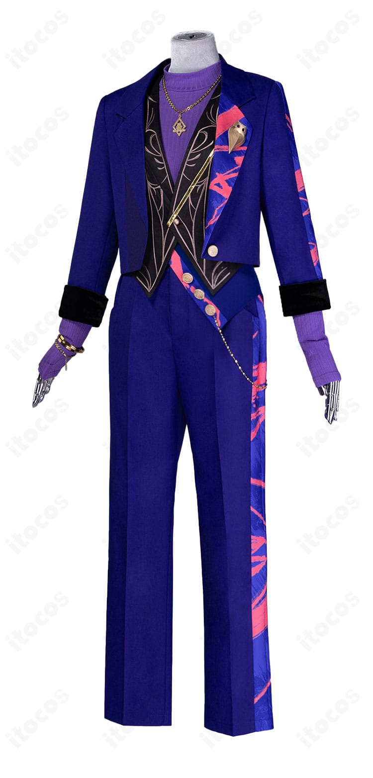 天馬司 Biggest Bluff 衣装の側面。コートの落ち感と腰飾りの位置関係を確認できる。