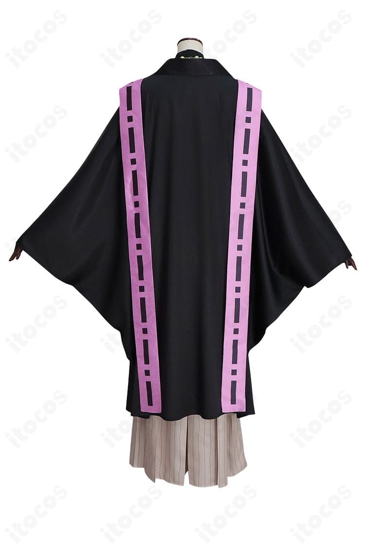 童磨 幼少期 衣装の背面。羽織の丈感と袴のタック、帯の収まりを確認できるバックショット