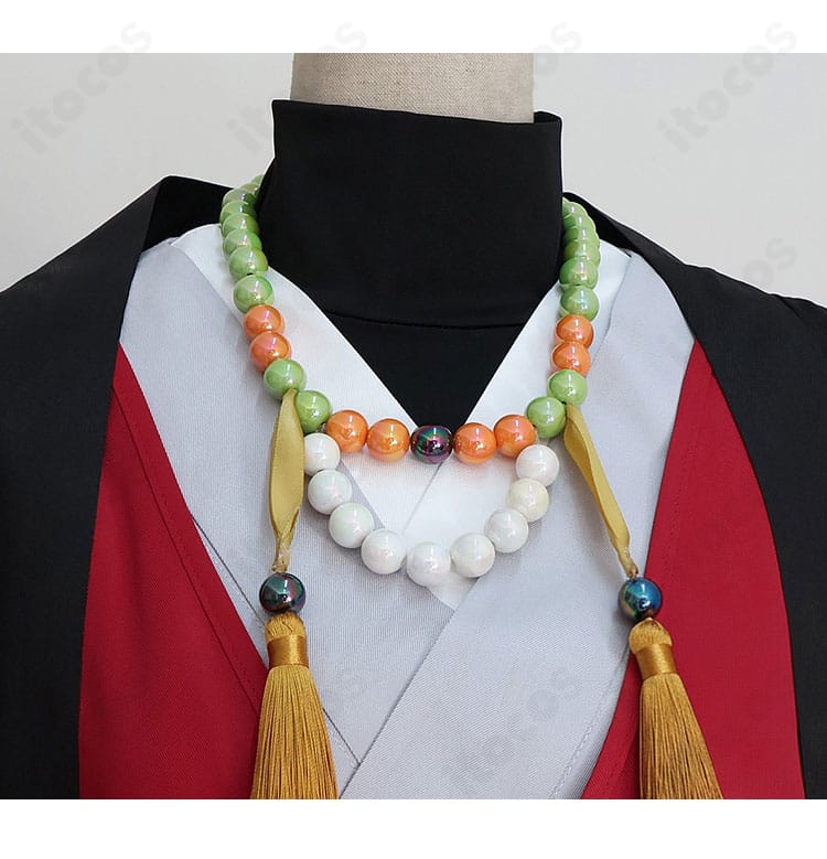 ネックレスの装飾ディテール。童磨 幼少期セット付属の軽量アクセの質感と留め具