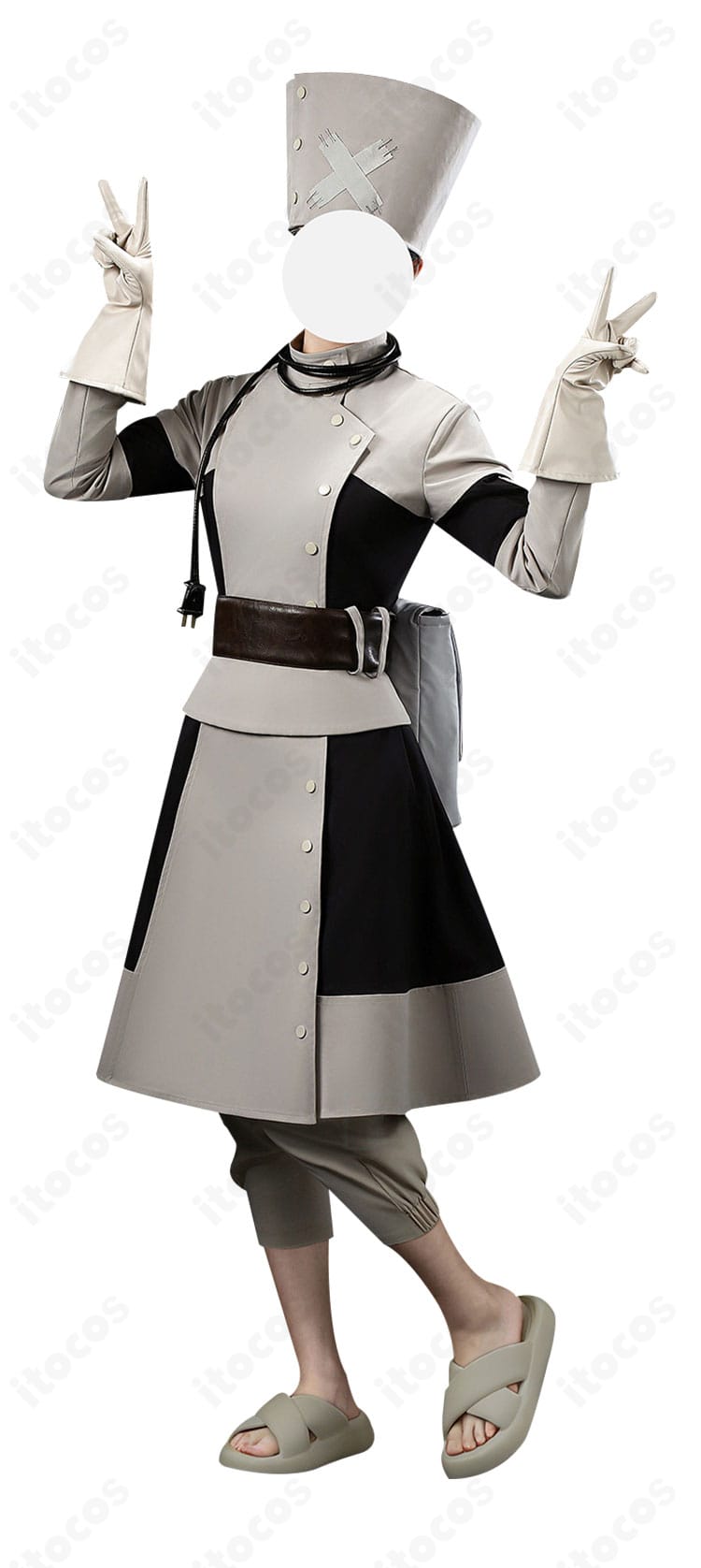 エイシア・スティルザ衣装の装飾ディテール。手袋の質感、金具、縁の補強ステッチなど細部をクローズアップ。