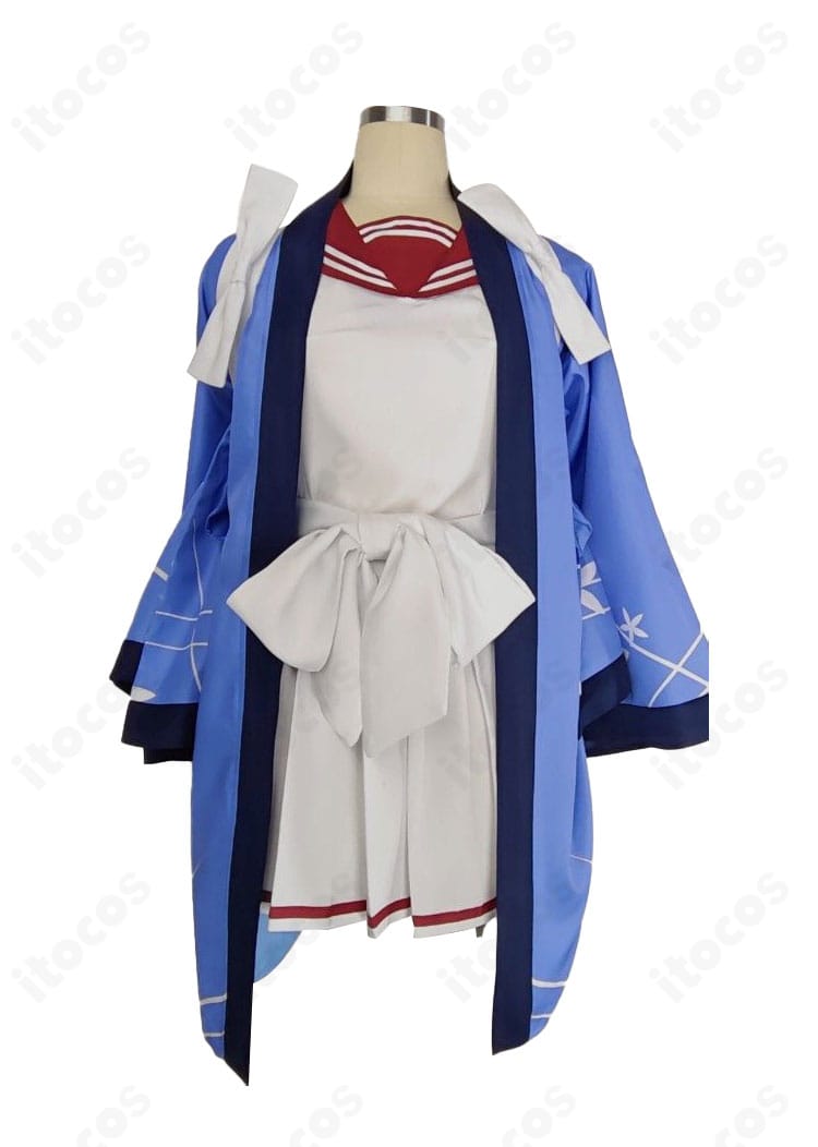 不破レンゲ 修行部制服の正面全体。羽織の丈感、帯位置、トップスとプリーツスカートの配色バランスを確認できる画像。