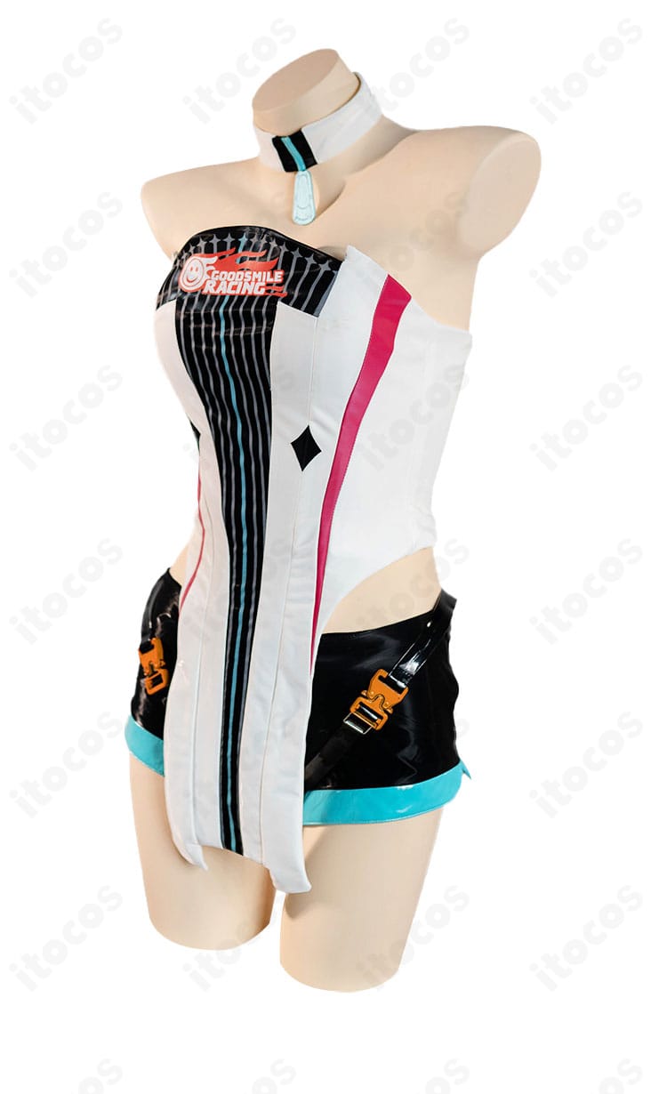 初音ミク レーシングミク 2026Ver. 衣装の左側面。腰回りのフィット感とシルエットを示す角度。