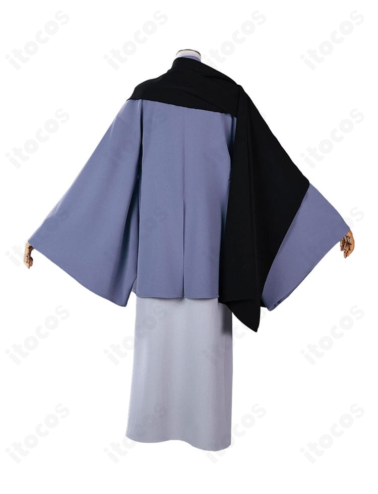 生地の質感とステッチを寄りで撮影した画像。高発色素材とハリ感、縫製の丁寧さを示す