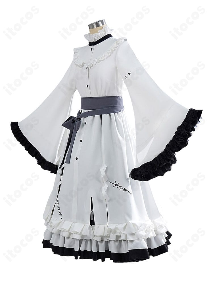 シスター衣装のヘッドベールと髪飾りアップ｜装着位置と質感が分かる写真