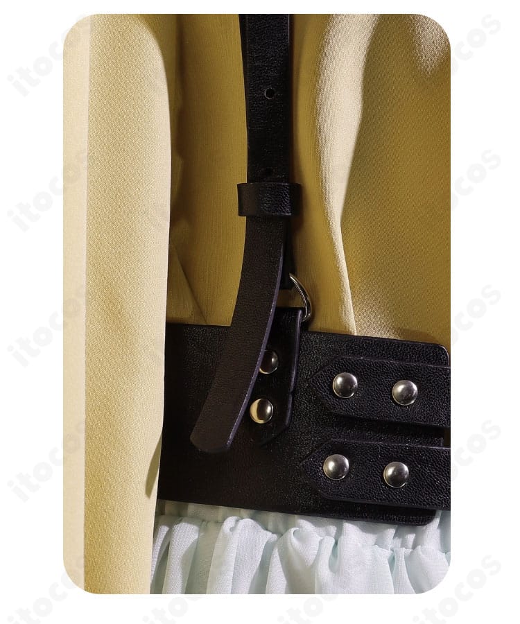 クールシルクコットンの表面感と縫製ステッチを見せる素材ディテール