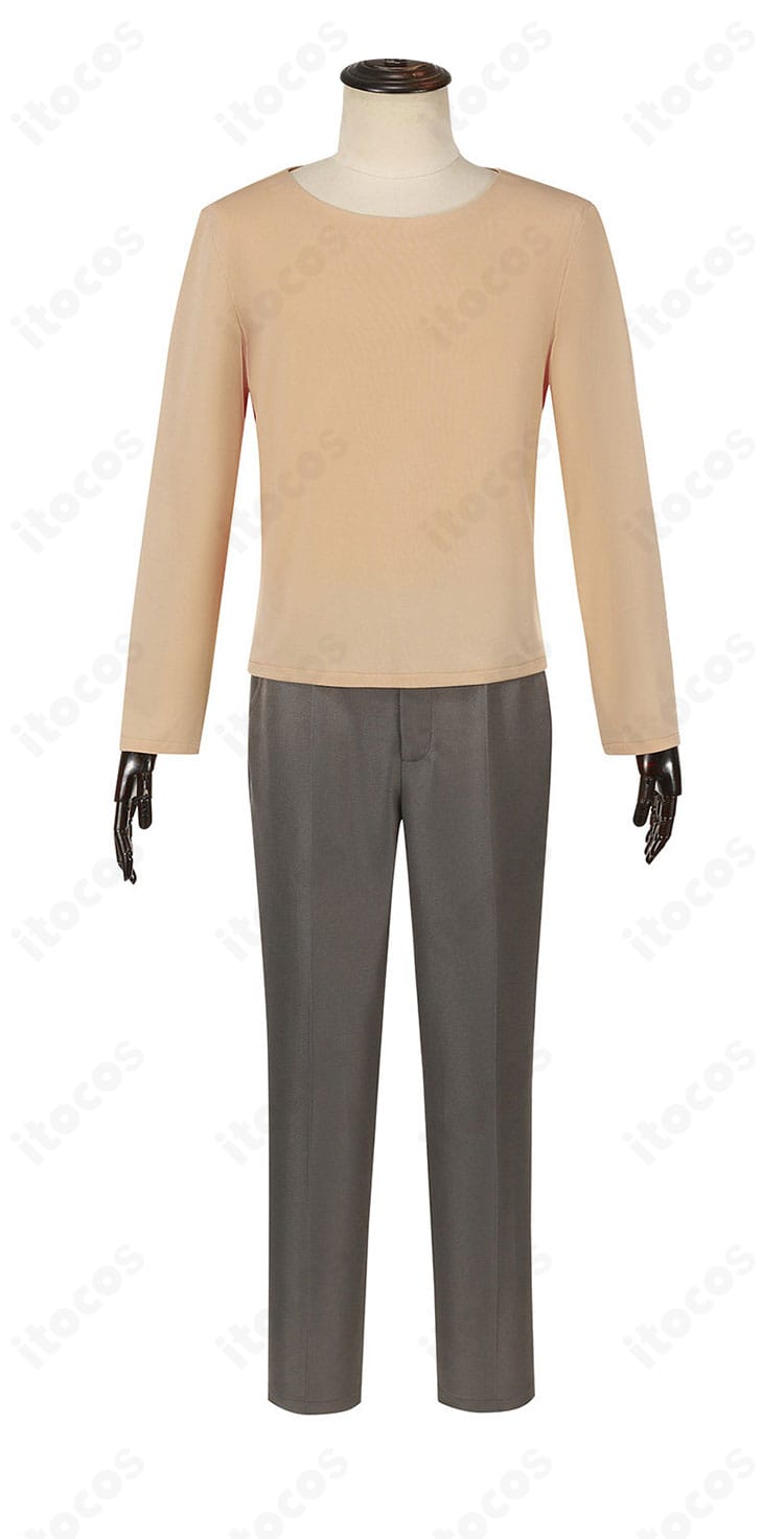 長袖トップスの前面ディテール(ボタン位置・ステッチ・生地感)