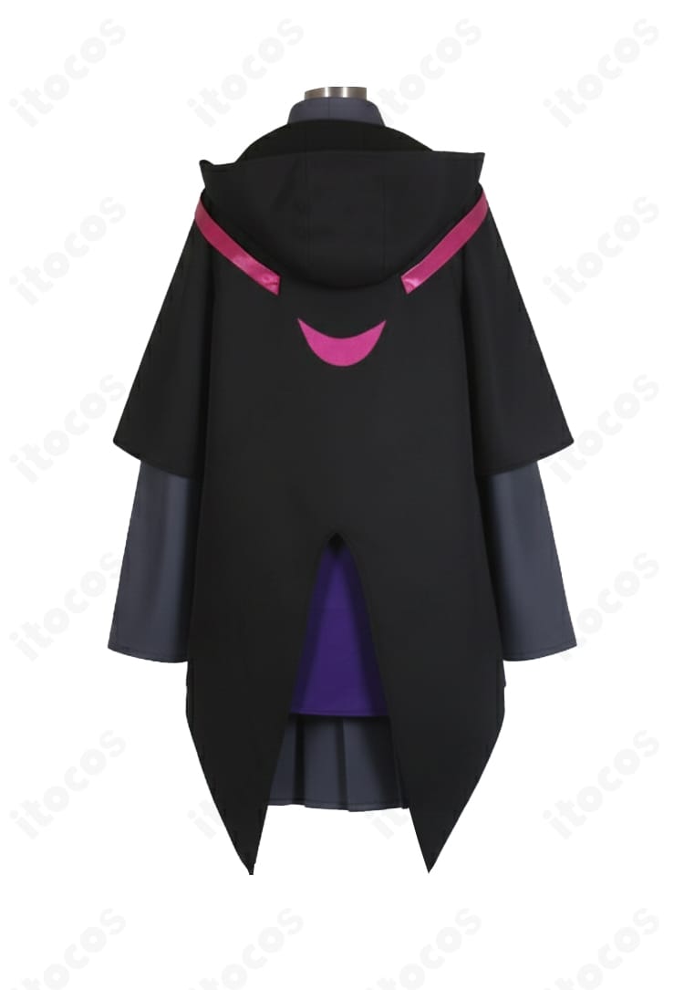 MDR コスのウエスト周り。ベルト風装飾とタブ配置でテックウェア感を演出。