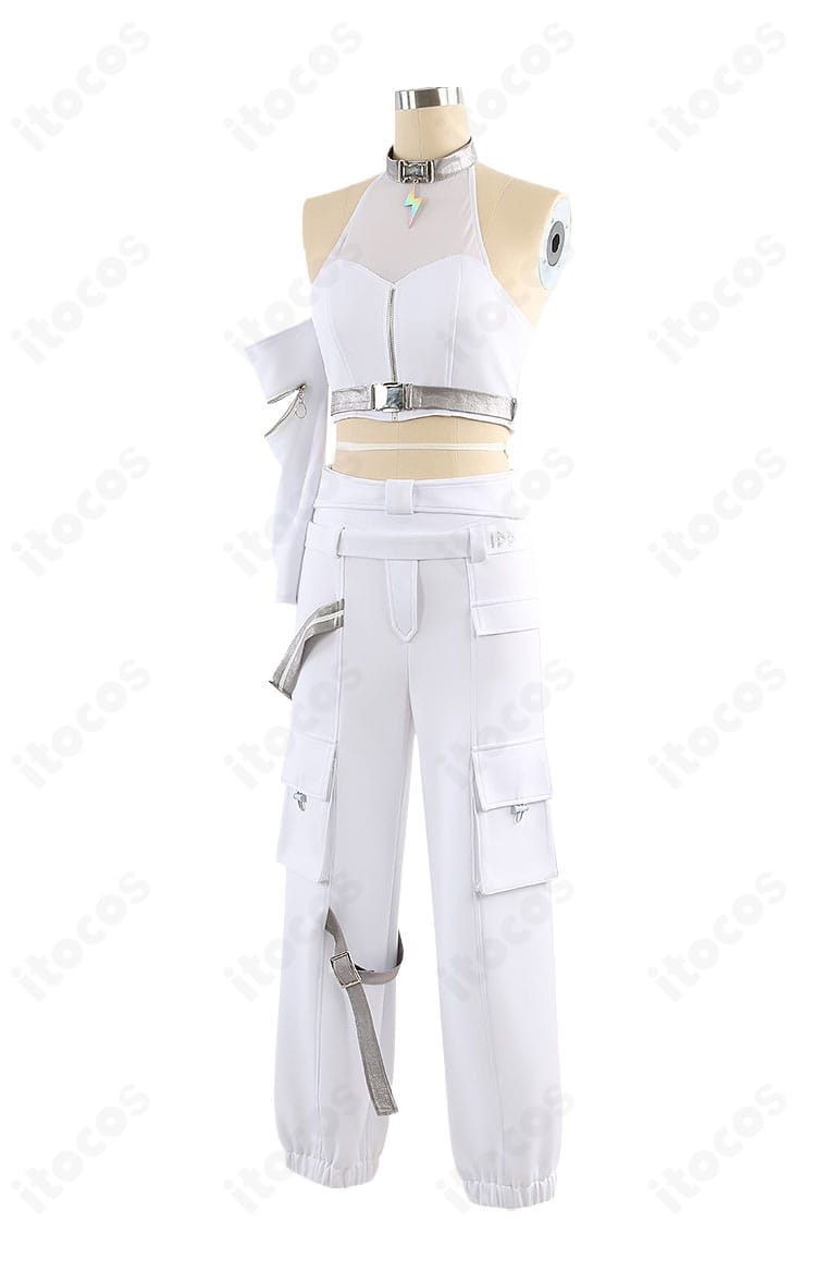 左側ディテール:装飾ラインと生地感のクローズアップ