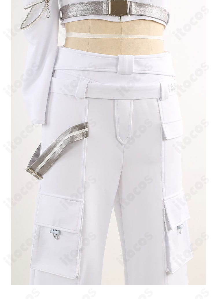 パンツ装飾アップ:サイドラインとウエスト周りの仕様