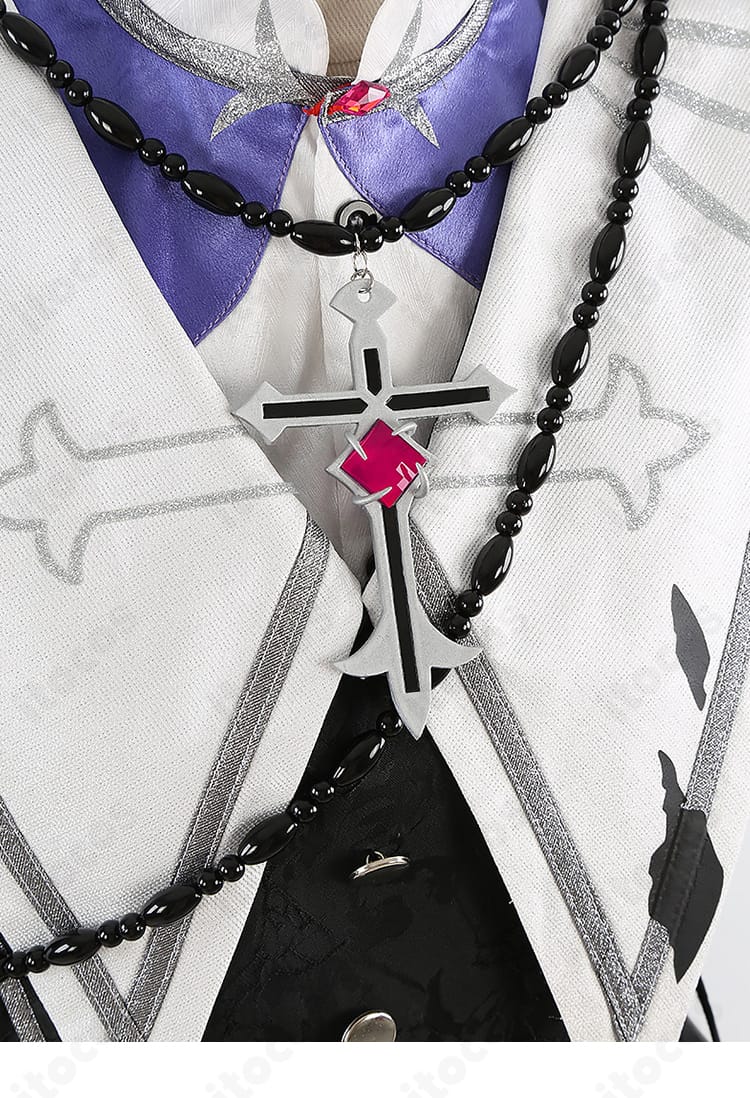 ネックレス・ブレスレットなどアクセ類の質感と留め具の近接写真