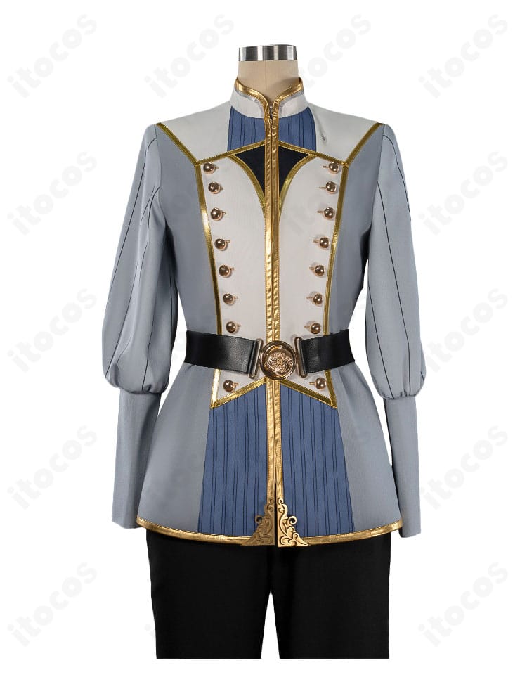 上着フロントの飾りと留め具、刺繍風意匠のアップ。