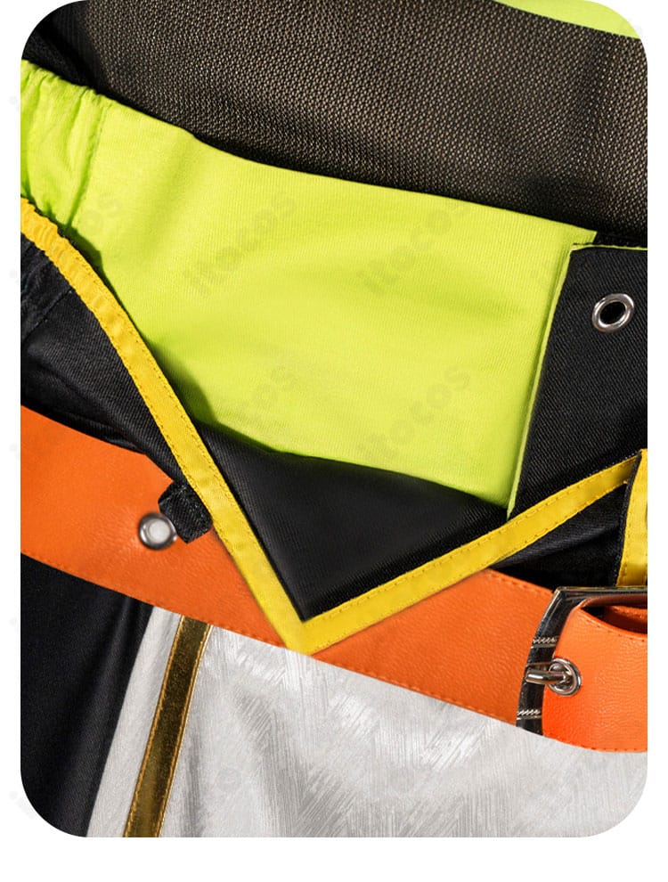 腰周りのベルト・腰飾りの配置と固定ループの構造