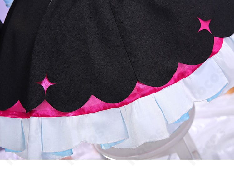 スカート裾フリルとレースの重なり表現