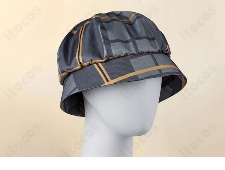 小物コーディネート例:帽子・ネックレス・ポーチの組み合わせ