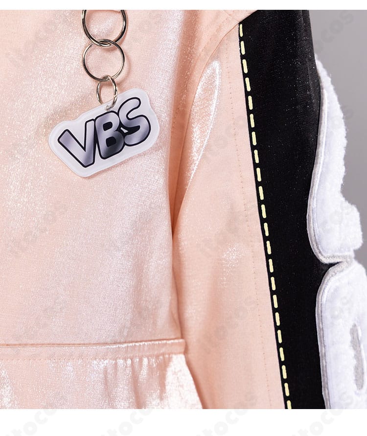 シャイニーコットン混紡の質感が分かる近接イメージ。照明下での発色と反射を説明的に表現。