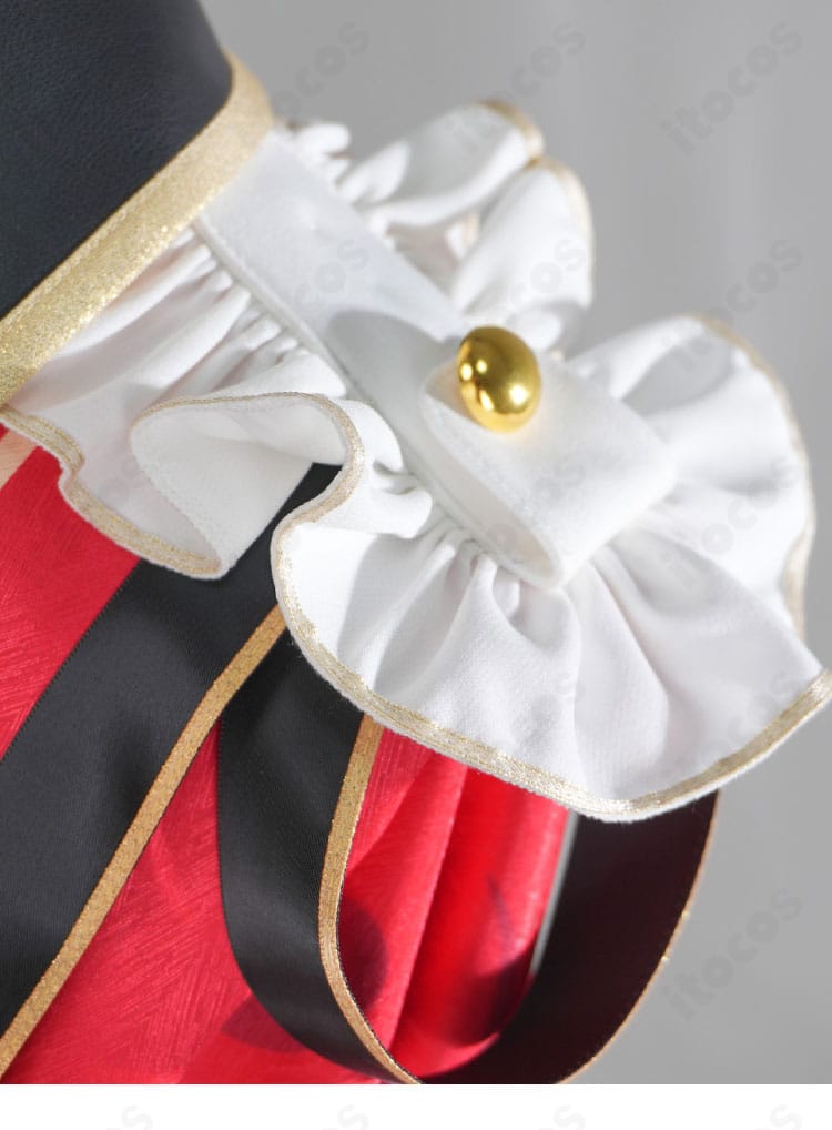 百鬼あやめ 新衣装のスカート周辺。生地のハリとドレープ感が分かる角度。