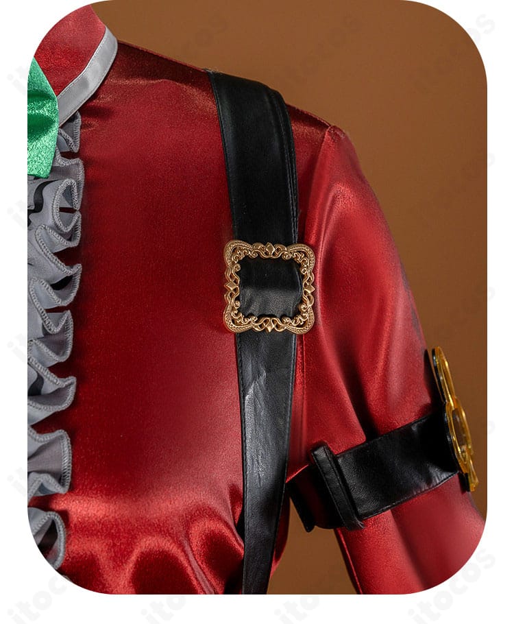 肩と袖周りの装飾ステッチとパーツ配置