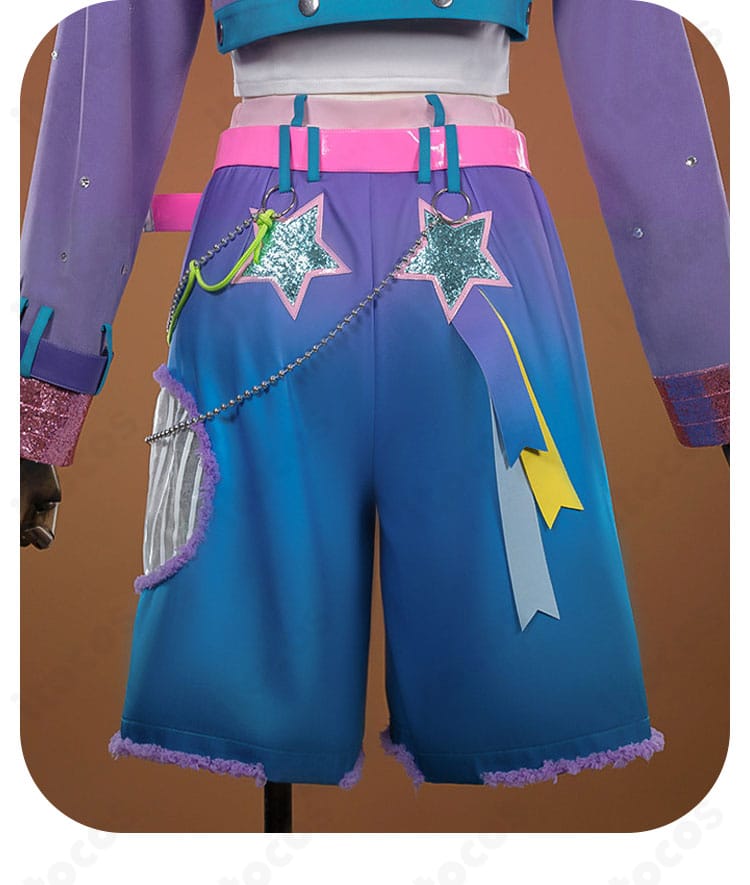 半ズボン背面のポケットと縫製ラインディテール