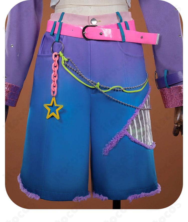 半ズボン正面の装飾ラインとボタン位置ディテール