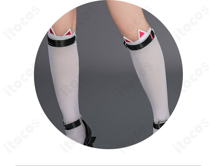 ソックスと脚部アクセのデザイン、柄の見え方が分かるレッグ周りの接写