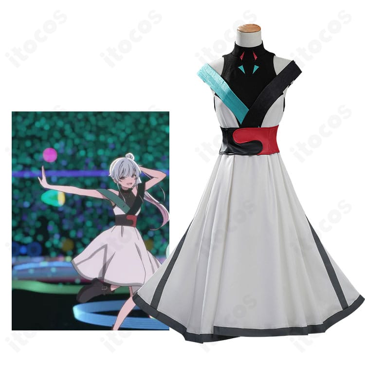 モデル着用の月見ワンピースとコルセットベルトの全身イメージ