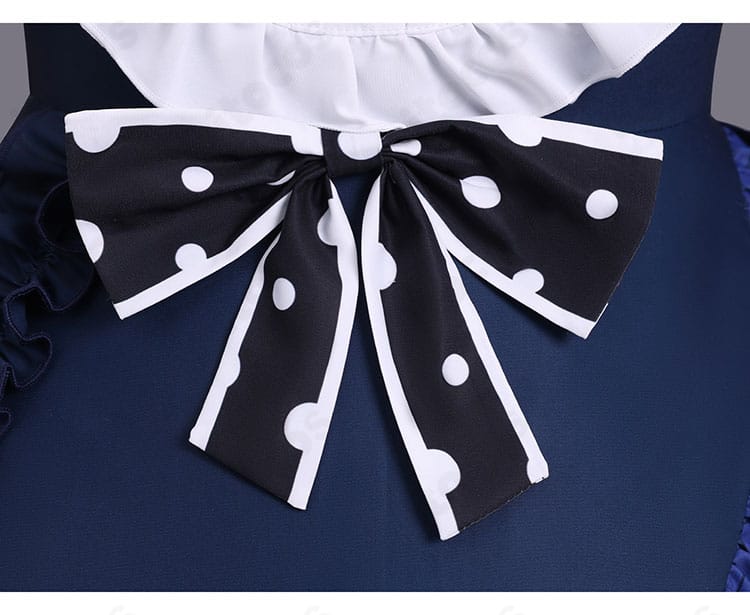 夏目アンアン衣装の胸元蝶結びディテール