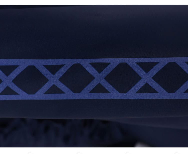 夏目アンアン衣装のメッシュ風装飾パネルの質感