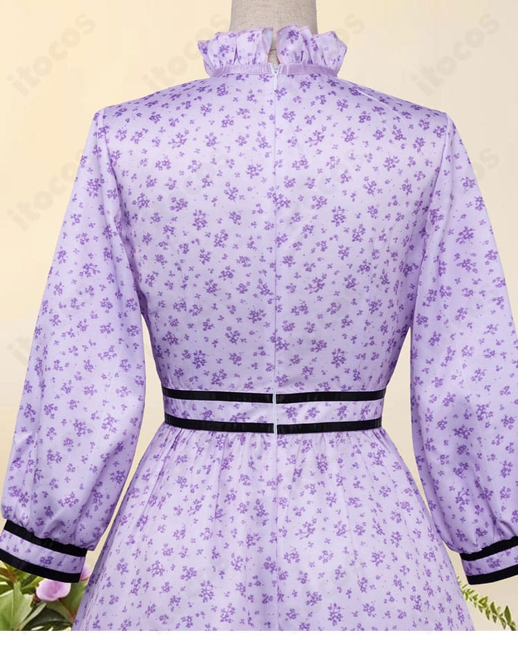 フェルン 小花柄ワンピースの背面縫製ディテール