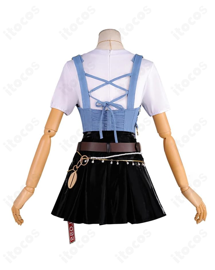 音乃瀬奏 Flashpoint コートとスカートの背面全体ビュー