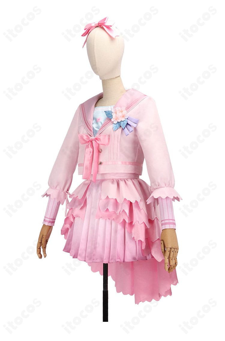 花海咲季 桜フォトグラフ コスプレ衣装の左側面ディテール（装飾バランス）