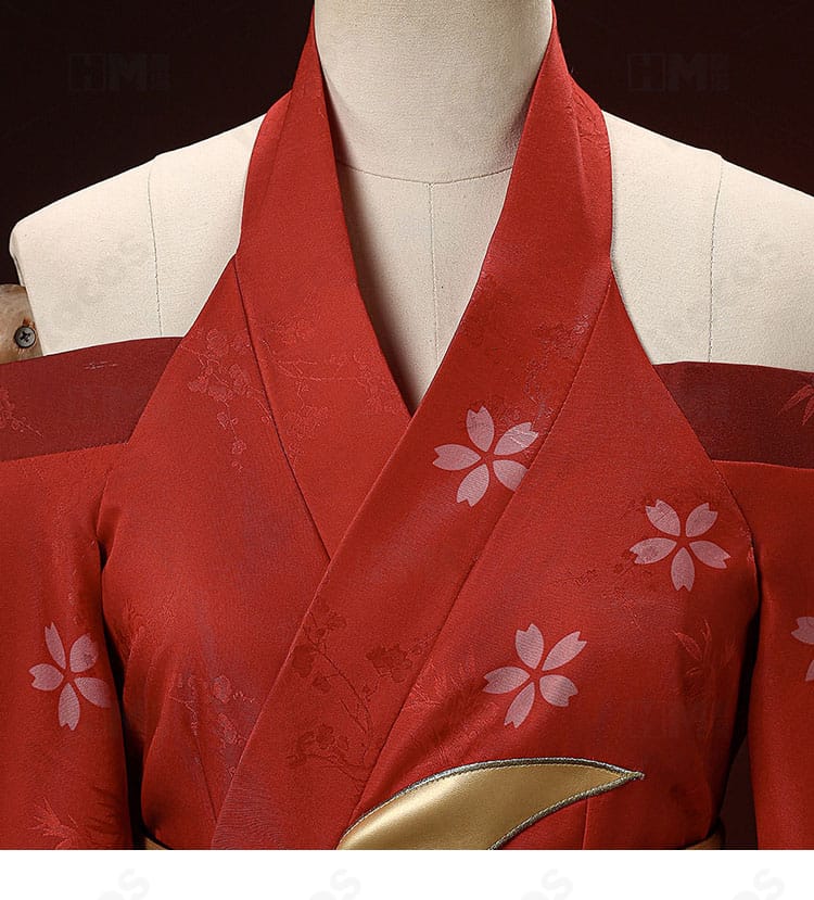 斜め打ち合わせの襟元装飾ディテール（和装らしい襟と配色トリミング）