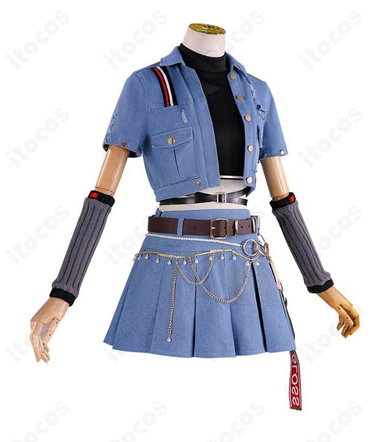 一条莉々華 Flashpoint衣装 コートのサイドラインとシルエット