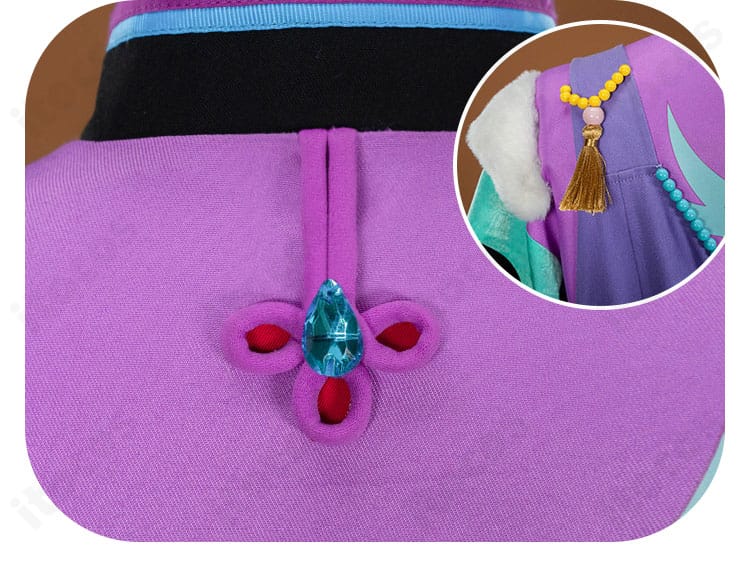 背肩の装飾アップ。切替ラインと留め具仕様