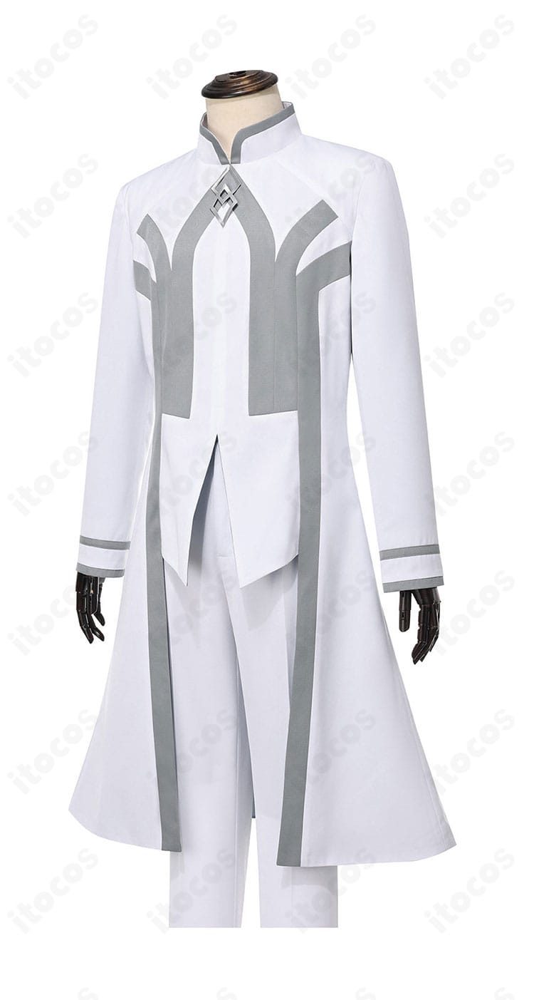 マリスビリー・アニムスフィア コスプレ衣装の側面。肩から裾への直線的なラインとウエストのシルエットを強調。